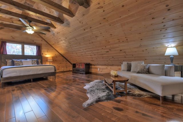 840 Deer Crest Road, Blue Ridge, GA 30513