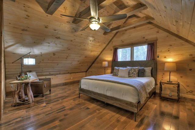 840 Deer Crest Road, Blue Ridge, GA 30513