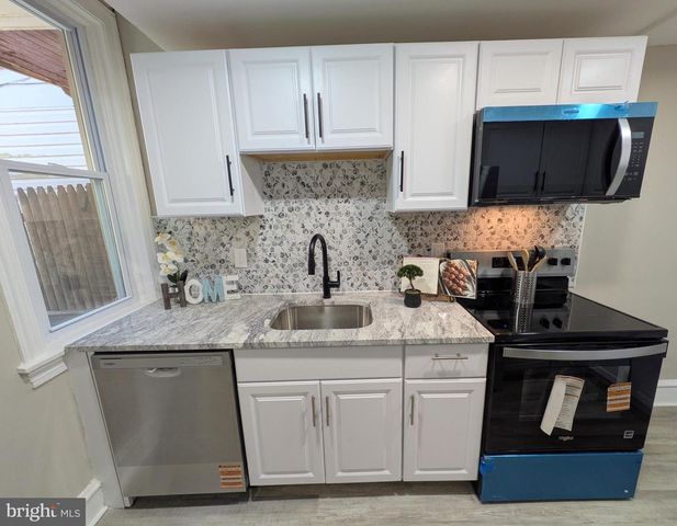 907 W 25TH ST, Wilmington, DE 19802