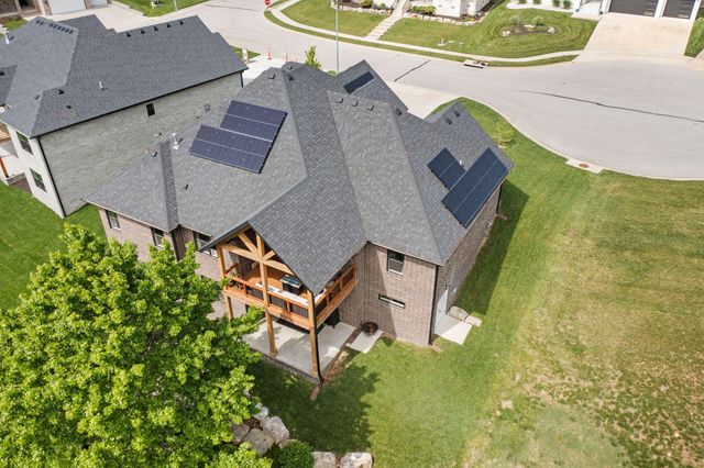 204 N Blarney Court, Nixa, MO 65714