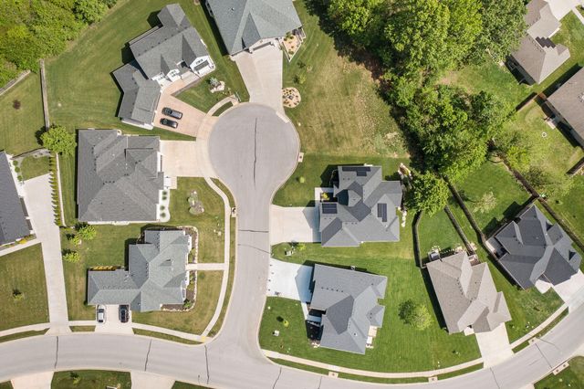 204 N Blarney Court, Nixa, MO 65714
