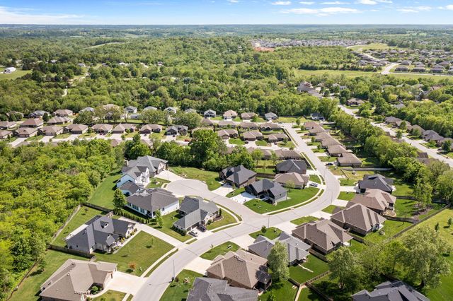 204 N Blarney Court, Nixa, MO 65714