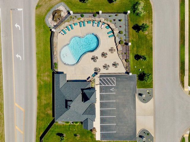 204 N Blarney Court, Nixa, MO 65714