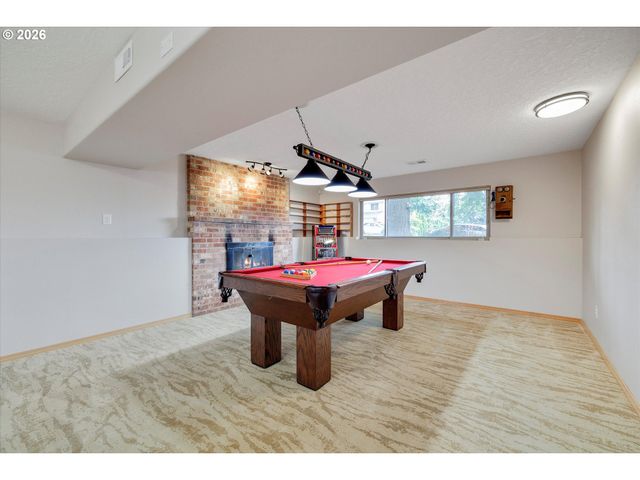 18027 Se EMI St, Damascus, OR 97089