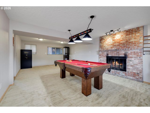 18027 Se EMI St, Damascus, OR 97089