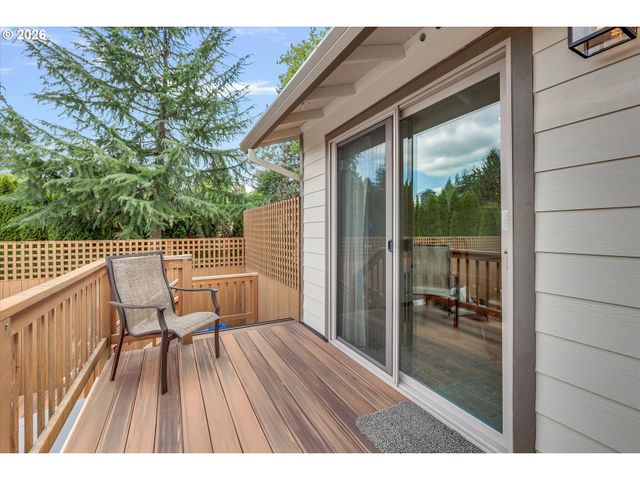 18027 Se EMI St, Damascus, OR 97089