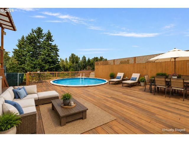 18027 Se EMI St, Damascus, OR 97089