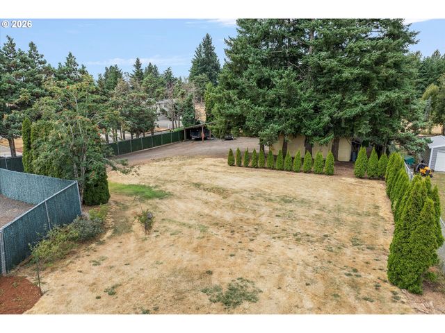 18027 Se EMI St, Damascus, OR 97089