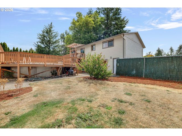 18027 Se EMI St, Damascus, OR 97089