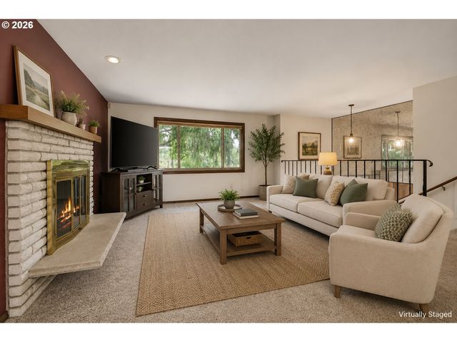 18027 Se EMI St, Damascus, OR 97089