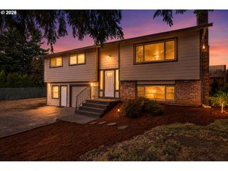 18027 Se EMI St, Damascus, OR 97089