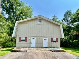 2400 Briggs Avenue, Chattanooga, TN 37415