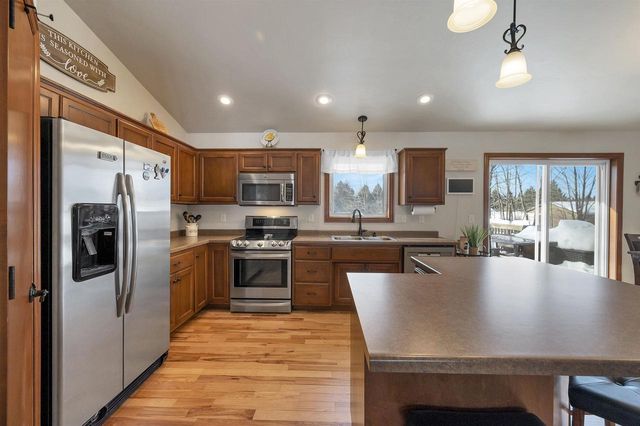 6885 IRELAND TRAIL, Sobieski, WI 54171