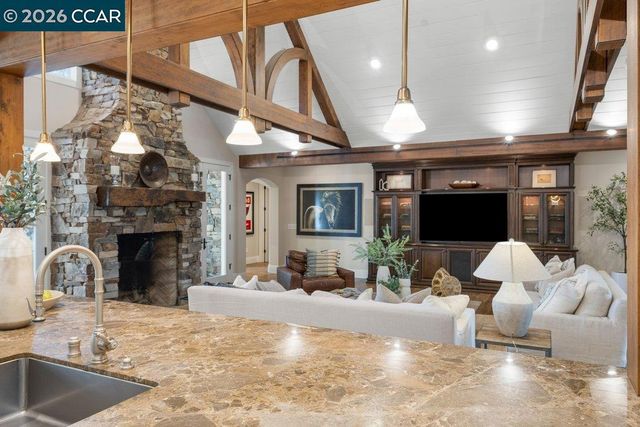 208 Erselia Trl, Alamo, CA 94507