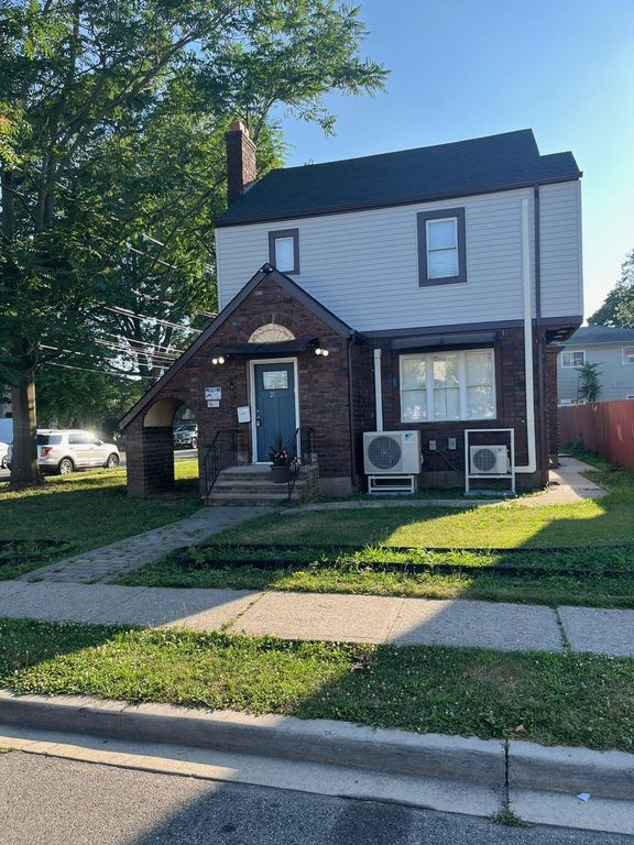 21 James Ll Burrell Avenue, Hempstead, NY 11550