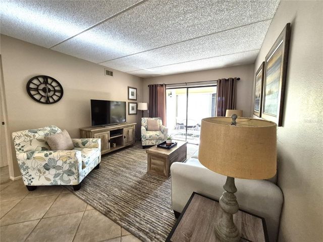 50 WOODLAKE PLACE, Oldsmar, FL 34677