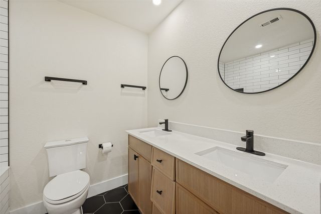 740 Bedford, Hurst, TX 76053