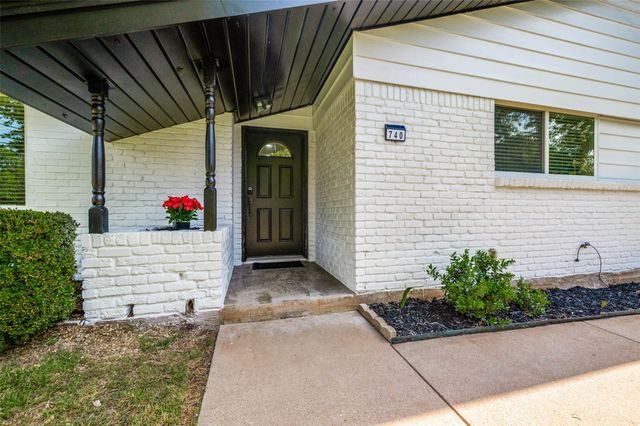 740 Bedford, Hurst, TX 76053