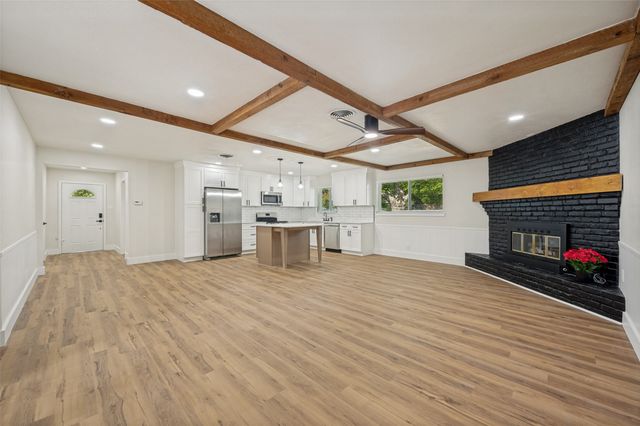 740 Bedford, Hurst, TX 76053