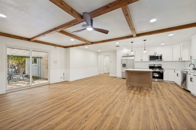 740 Bedford, Hurst, TX 76053
