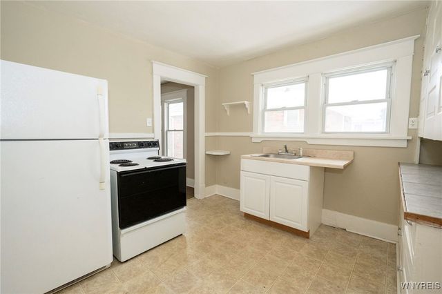 2463 South Avenue, Niagara Falls, NY 14305