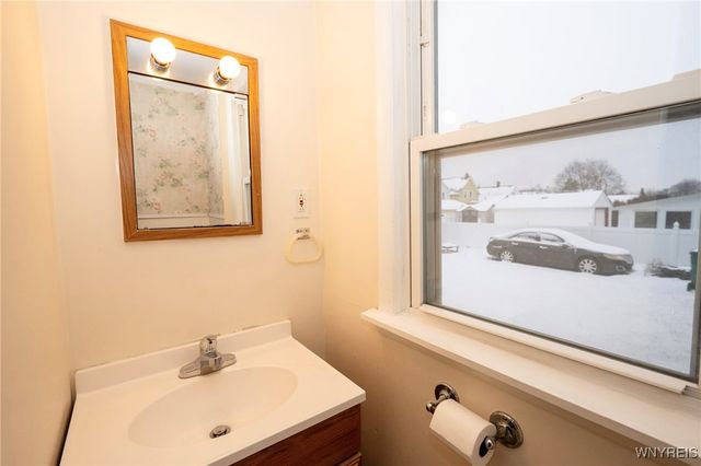 2463 South Avenue, Niagara Falls, NY 14305