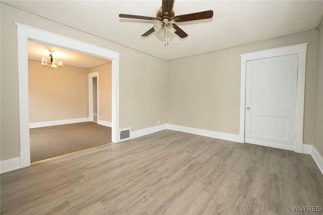 2463 South Avenue, Niagara Falls, NY 14305