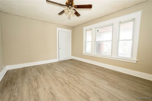 2463 South Avenue, Niagara Falls, NY 14305