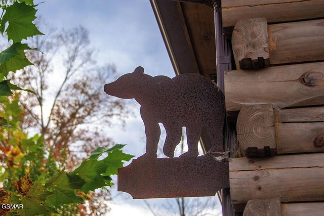 820 Crest View Drive, Gatlinburg, TN 37738