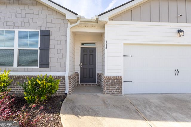 115 Taylor Woods Court, Bonaire, GA 31005