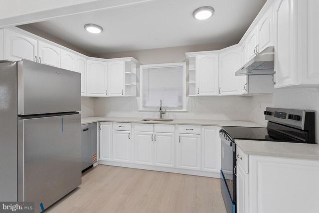 41 BRUNSWICK LN, Willingboro, NJ 08046