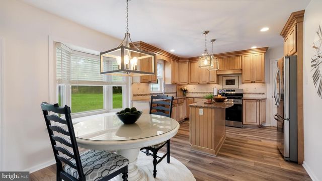 1588 MARIE CIR, Warrington, PA 18976