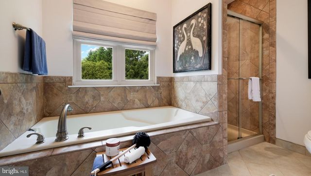 1588 MARIE CIR, Warrington, PA 18976