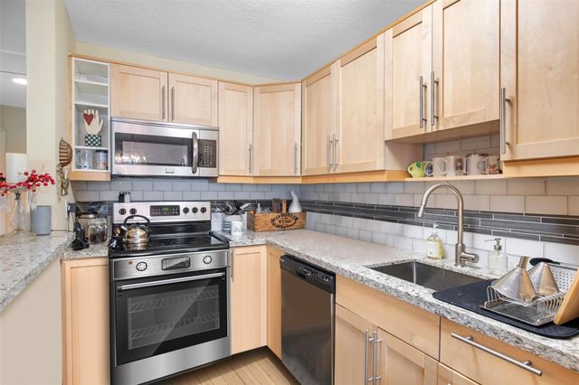 1156 NW 83rd Avenue B66, Fort Lauderdale, FL 33322