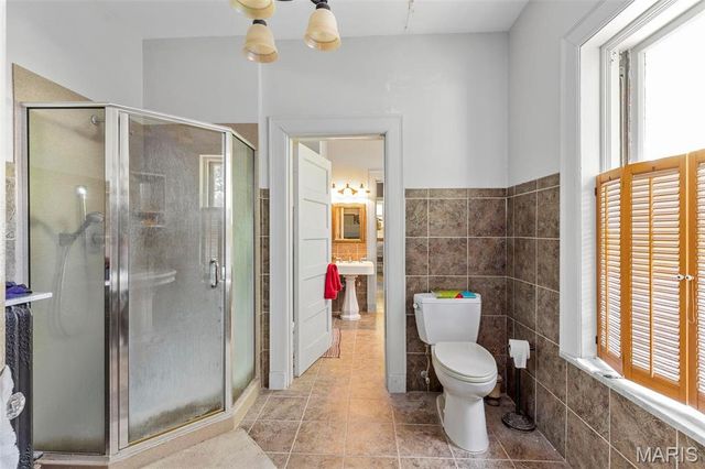 34 Waterman Place, St Louis, MO 63112