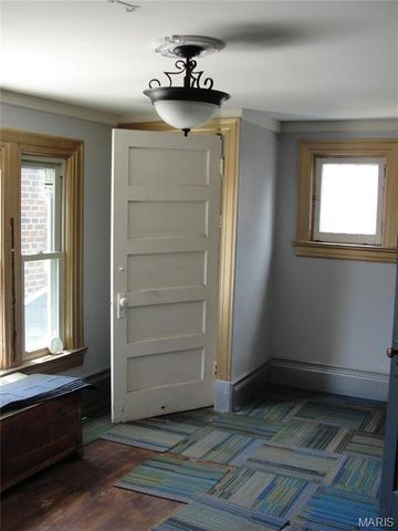 34 Waterman Place, St Louis, MO 63112