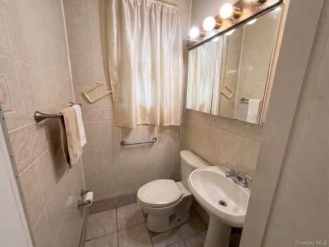 8755 114th Street, Richmond Hill, NY 11418