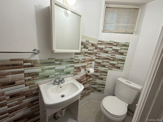 8755 114th Street, Richmond Hill, NY 11418