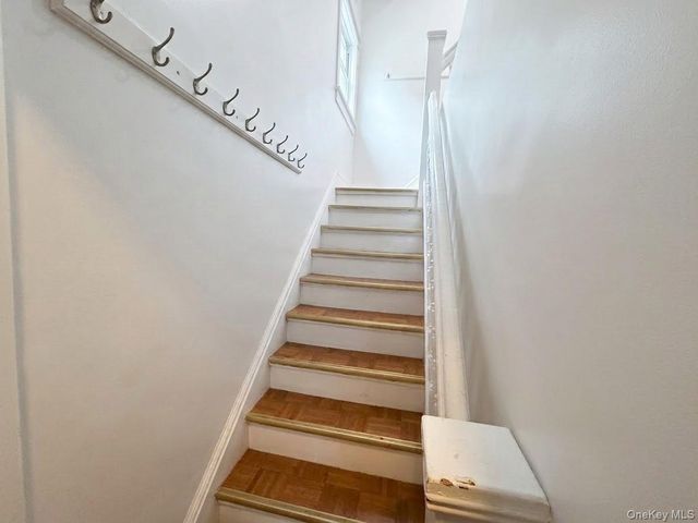 8755 114th Street, Richmond Hill, NY 11418