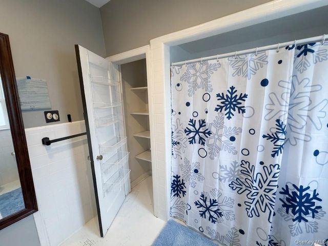 8755 114th Street, Richmond Hill, NY 11418