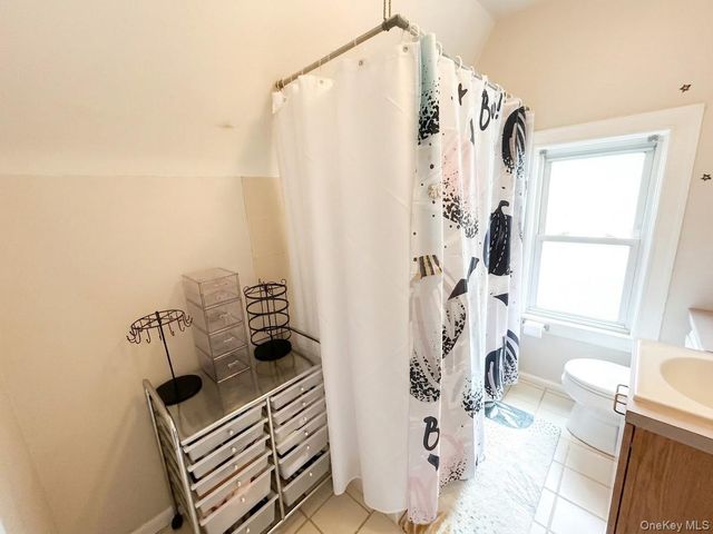 8755 114th Street, Richmond Hill, NY 11418