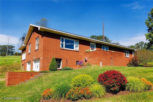 349 HOPWOOD COOLSPRING RD, North Union Twp, PA 15445