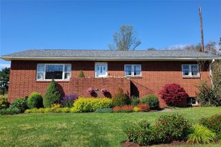 349 HOPWOOD COOLSPRING RD, North Union Twp, PA 15445