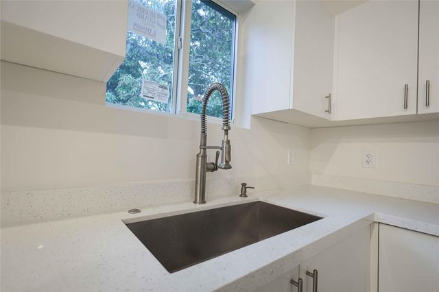 732 19th Street, West Palm Beach, FL 33407
