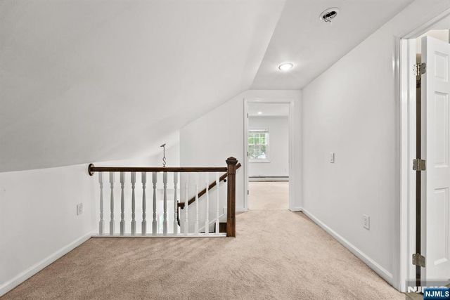 54 Chestnut Avenue, Park Ridge, NJ 07656
