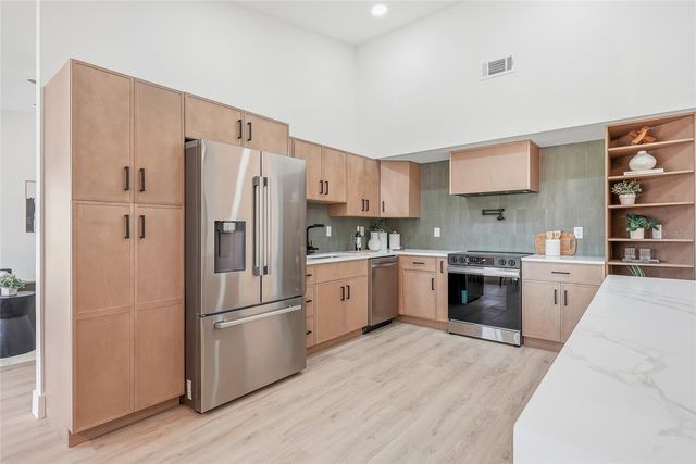 8003 12TH AVENUE NW, Bradenton, FL 34209