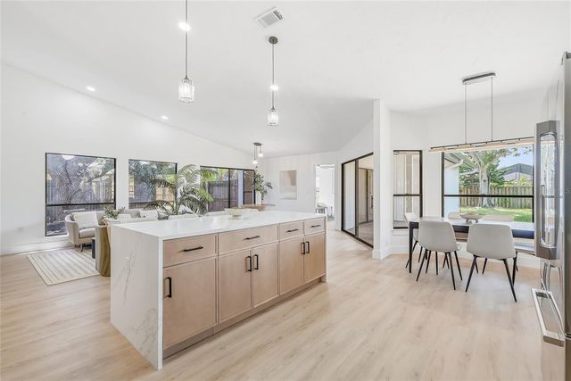 8003 12TH AVENUE NW, Bradenton, FL 34209