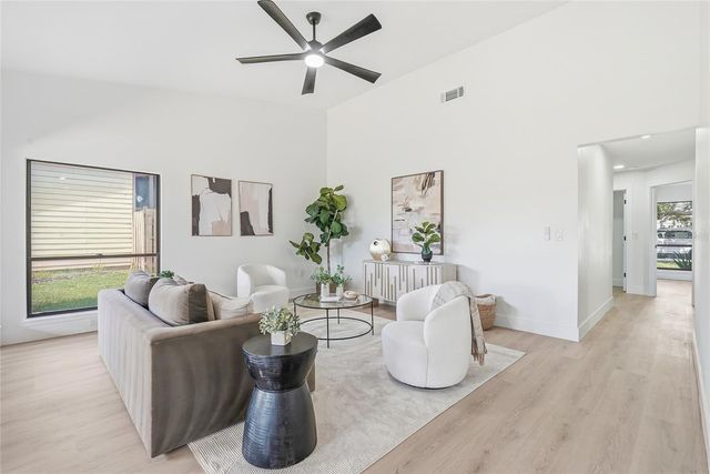8003 12TH AVENUE NW, Bradenton, FL 34209
