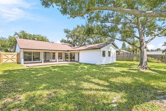 8003 12TH AVENUE NW, Bradenton, FL 34209