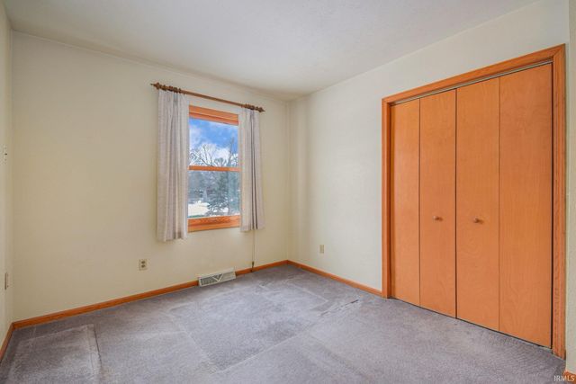 25415 Beth Ann Drive, South Bend, IN 46619